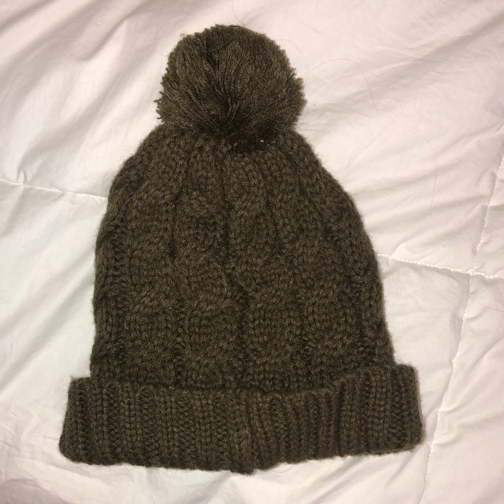 Green hat